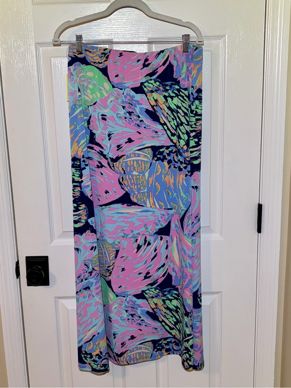 NWT CeCe Pink & Blue Freeform Sea Shell Print Skirt. Size Large - Picture 4 of 5